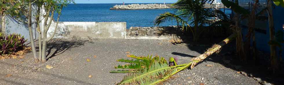 Entre du port de St-Pierre