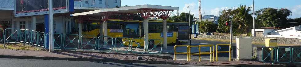 Gare routire des Cars Jaunes  St-Pierre