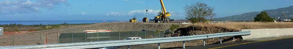 Rive gauche de la Rivire St-Etienne - Chantier des accs aux ponts