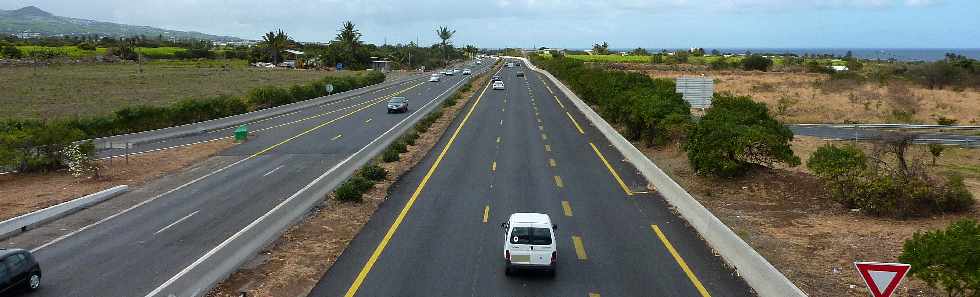 St-Pierre - Pierrefonds - Pont sur la quatre-voies -