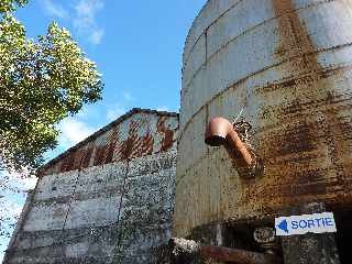 Pierrefonds - Ancienne usine sucrire - Cuve  mlasse