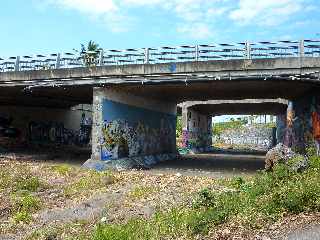 St-Pierre - Alle Jacquot - Ponts sur la quatre voies - Fresques murales