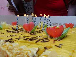 24/10/2012 - Dix ans de la bibliothèque annexe Jules Volia de Basse Terre - Gâteau d'anniversaire