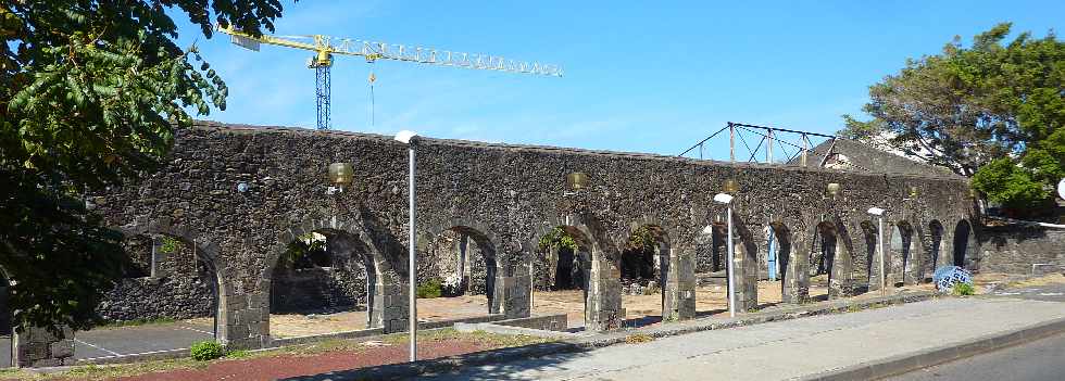 St-Pierre - Casernes - Ancienne usine sucrière