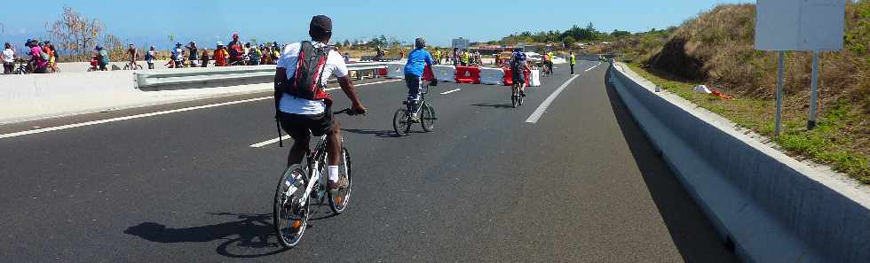 18 novembre 2012 - Route des Tamarins libre - Arrive  l'Eperon