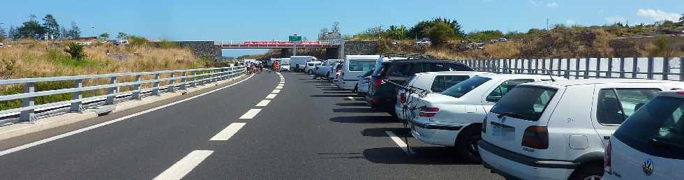 18 novembre 2012 - Route des Tamarins libre - Eperon - parking autos