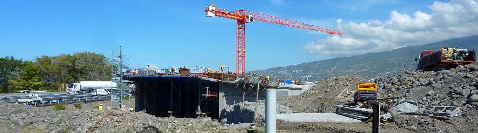 St-Pierre - Rive gauche - Pierrefonds - Travaux d'accs au pont - PIPO