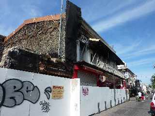 St-Pierre - Rue des Bons-Enfants - Boutiques incendiées 16 décembre 2012 -