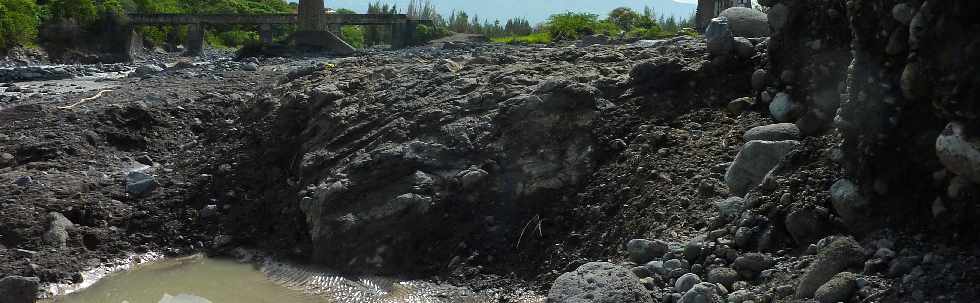 Rivire St-Etienne - Fvrier 2013 - Cyclone Felleng - Coule boueuse  nu