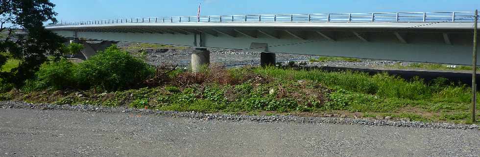 Rivire St-Etienne - Nouveau pont - Pile P1