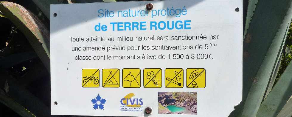 Grands Bois - Site naturel protg de Terre Rouge