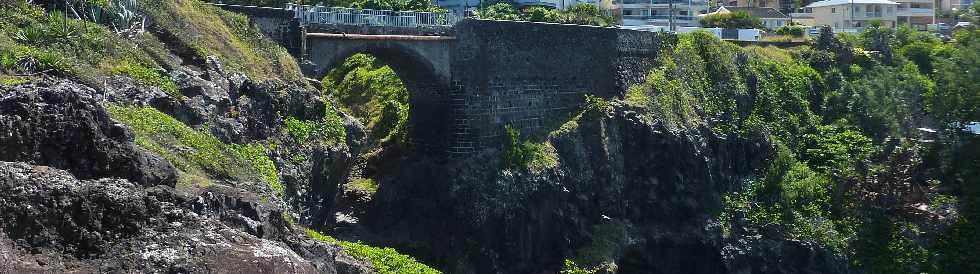 St-Pierre - Pont sur la Ravine des Cafres - Mars 2013