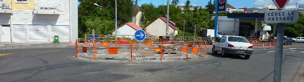 Nouveau rond-point  Terre Sainte