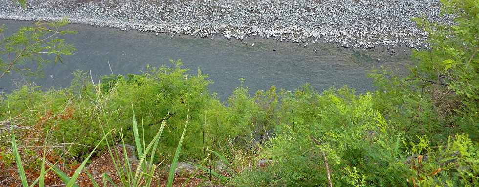 Rivire St-Etienne - chantier de l'interconnexion des primtres irrigus du Bras de la Plaine et du Bras de Cilaos