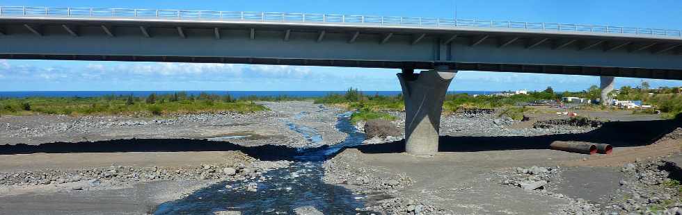 Rivire St-Etienne -  Nouveau pont - Mars 2013