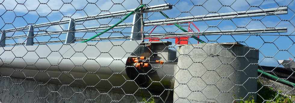 Chantier du nouveau pont sur la Rivire St-Etienne - Fin mars 2013 -