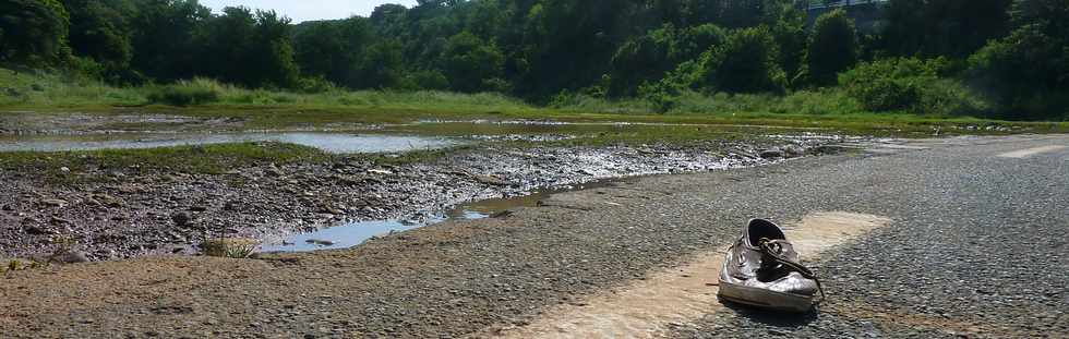 St-Pierre - 31 mars 2013 - Radier de la Rivire d'Abord aprs fortes pluies -