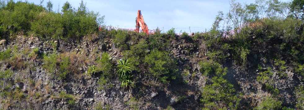 Chantier d'interconnexion Bras de la Plaine - Bras de Cilaos - Avril 2013 - Rivire St-Etienne -