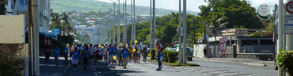 St-Pierre - 7 avril 2013 - Front de mer -  Marche du Lion's Club Réunion Sud - Opération En avant la santé -