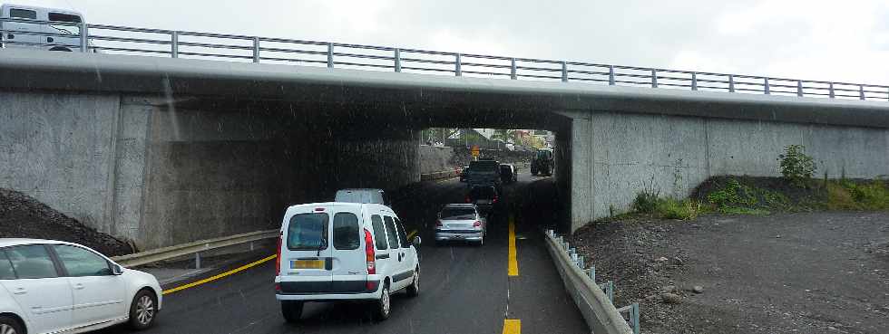 Pont sur la rivire St-Etienne - Sous le PIPO