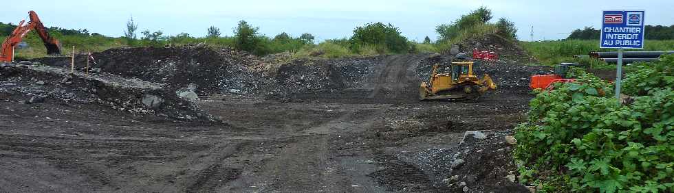 Travaux interconnexion Bras de la Plaine - Bras de Cilaos - St-Louis - Traverse de la rivire St-Etienne