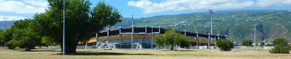 St-Paul - Mai 2013 -  Stade de Cambaie