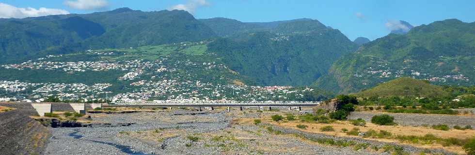 Mai 2013 - Pont axe mixte Rivire des Galets