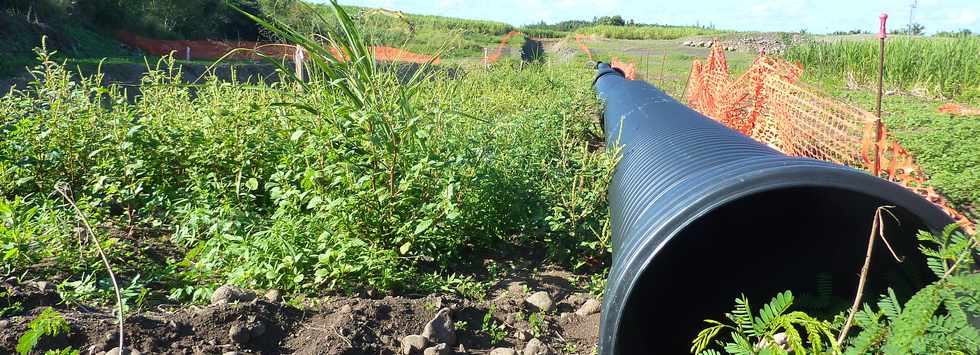 Pierrefonds - Chantier de l'interconnexion des primtres irrigus du Bras de la Plaine et du Bras de Cilaos