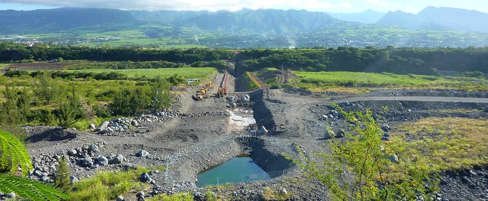 Pierrefonds - Chantier de l'interconnexion des primtres irrigus du Bras de la Plaine et du Bras de Cilaos