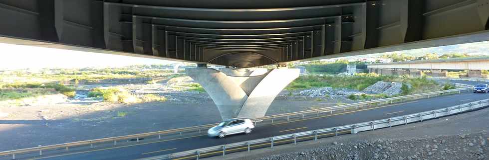 Pont sur la rivire St-Etienne - 9 juin 2013