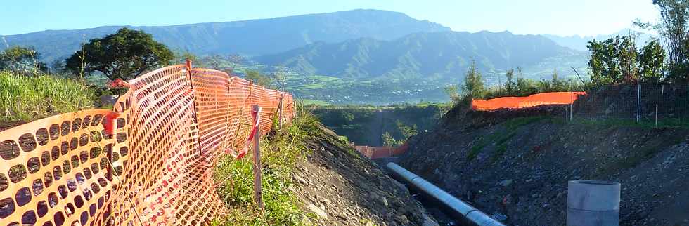 9 juin 2013 - Pierrefonds - Travaux de l'interconnexion des primtres irrigus du Bras de Cilaos et du Bras de la Plaine