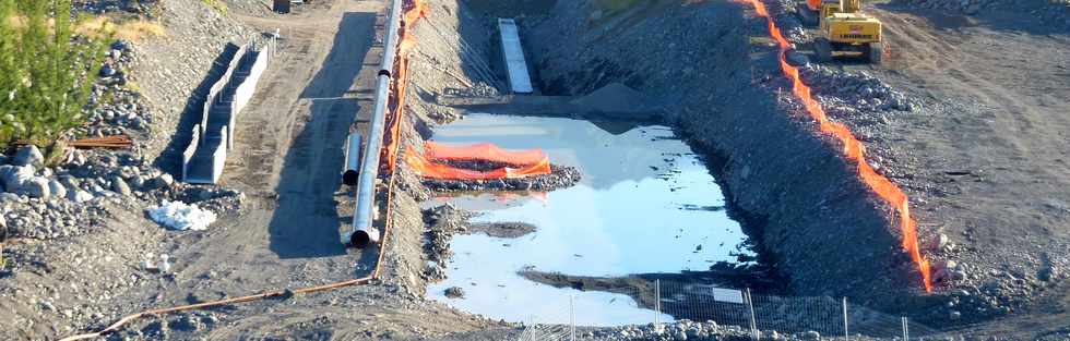 9 juin 2013 - Pierrefonds - Travaux de l'interconnexion des primtres irrigus du Bras de Cilaos et du Bras de la Plaine