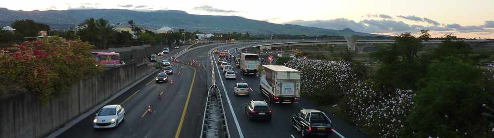 11 juin 2013 - Ouverture du nouveau pont sur la rivire Saint-Etienne - Sens nord-sud