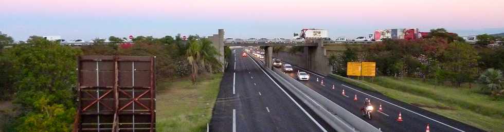 11 juin 2013 - Ouverture du pont sur la rivire St-Etienne -