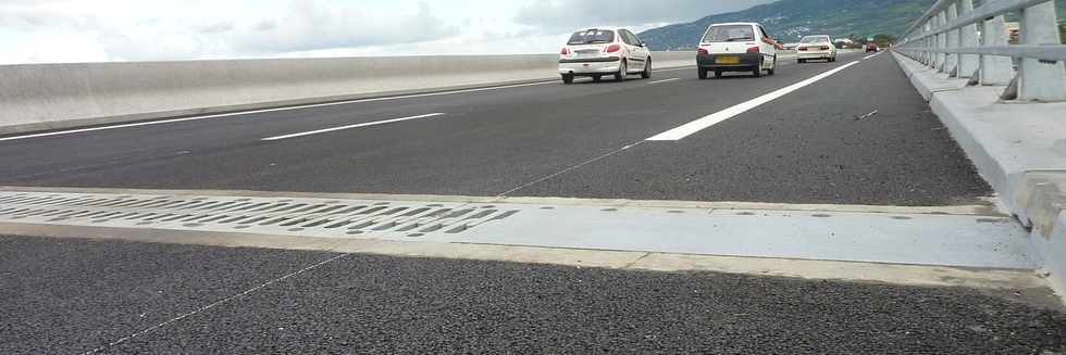 16 juin 2013 - Pont sur la rivire St-Etienne en service