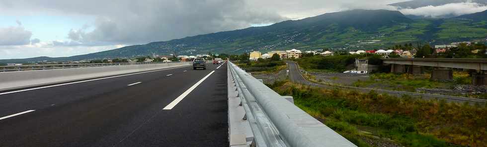 16 juin 2013 - Pont sur la rivière St-Etienne en service