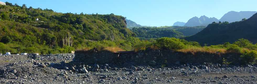 Juin 2013 - Radier du Ouaki - Ancienne route