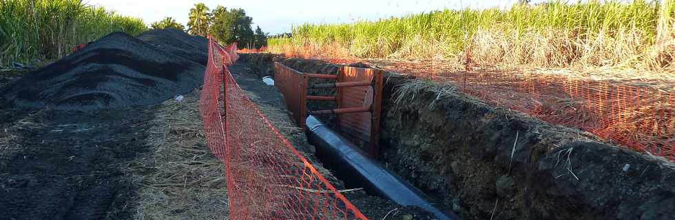 21 juillet 2013 - Chantier de l'interconnexion des primtres irrigus du Bras de la Plaine et du Bras de Cilaos -