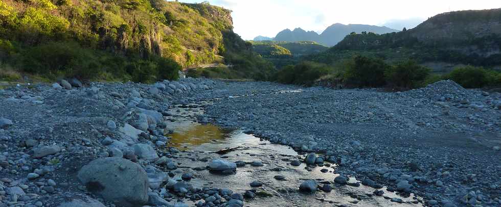 Bras de Cilaos au radier du Ouaki