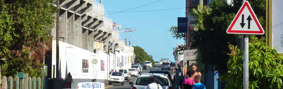 Aot 2013 - Double-sens rue des Bons-Enfants -St-Pierre -