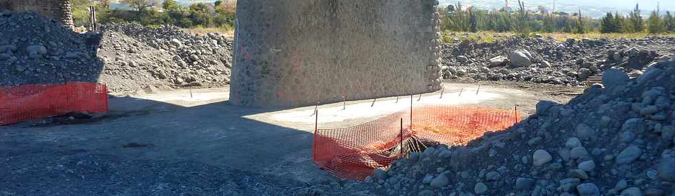 6 sept 2013 - Rivire St-Etienne - Travaux sur les piles P5 et P6 du pont amont