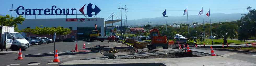 Carrefour ZAC Canabady - Oct 2013 - Travaux