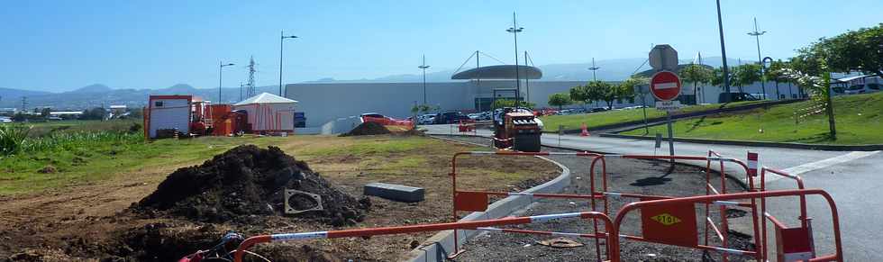 Carrefour ZAC Canabady - Oct 2013 - Travaux