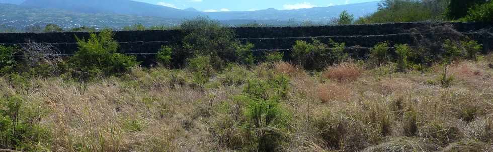 Gabions de protection contre les crues de la rivire St-Etiene - Rive gauche