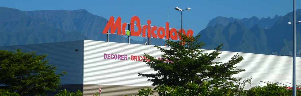 Mr Bricolage entre Grand Bnare et Dimitile ...