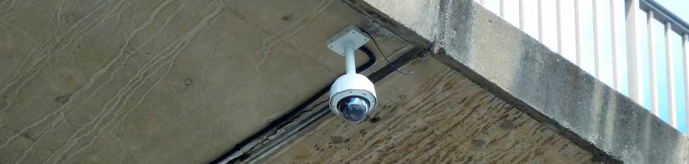 1er dcembre 2013 - Rivire St-Etienne - Vidosurveillance sur le pont amont