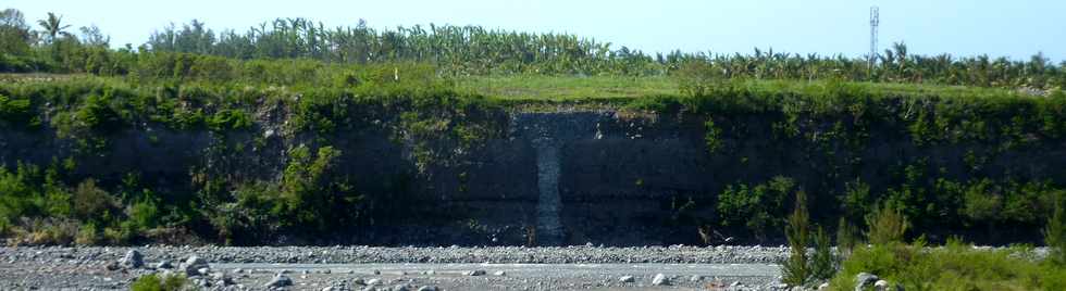 Janvier 2014 - Chantier de l'interconnexion des primtres irrigus du Bras de la Plaine et du Bras de Cilaos -