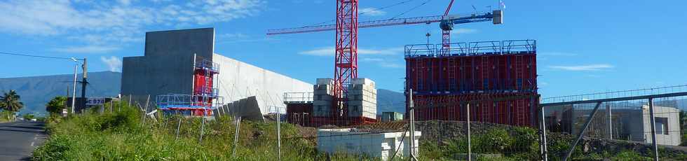 Janvier 2014 - St-Pierre -  Chantier Station frais fruits et lgumes