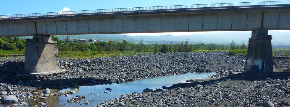 2 fvrier 2014 - Ancien pont amont sur la rivire St-Etienne -