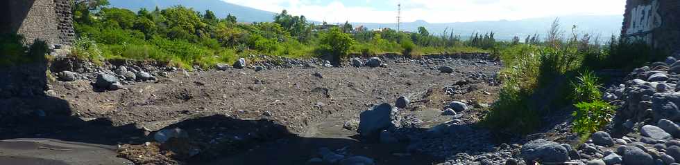 2 fvrier 2014 - Ancien pont amont sur la rivire St-Etienne - Entre P4 et P5